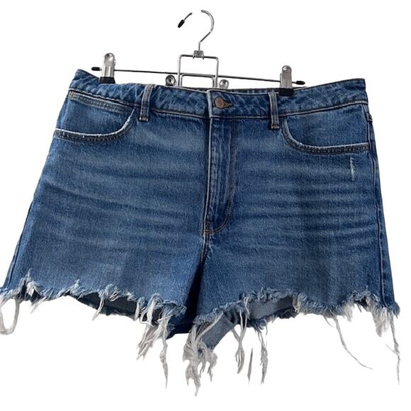 Women's Wrangler Traditional High-Rise Cutoff Denim Jean Shorts Size 12 - Picture 1 of 6